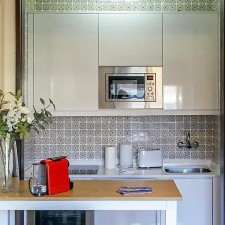 Lovelystay - Genuine Bonfim Balcony Flat Apartment *