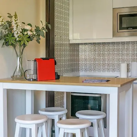 Lovelystay - Genuine Bonfim Balcony Flat Apartment *